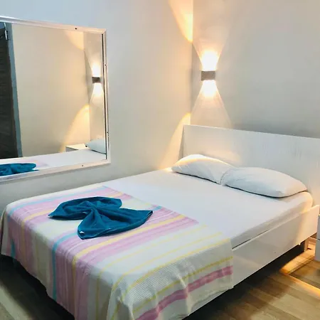 Gold In Confort Hotel 2*