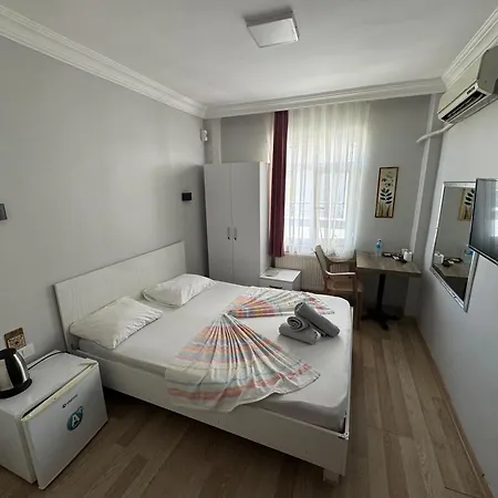 Gold In Confort Hotel 2*